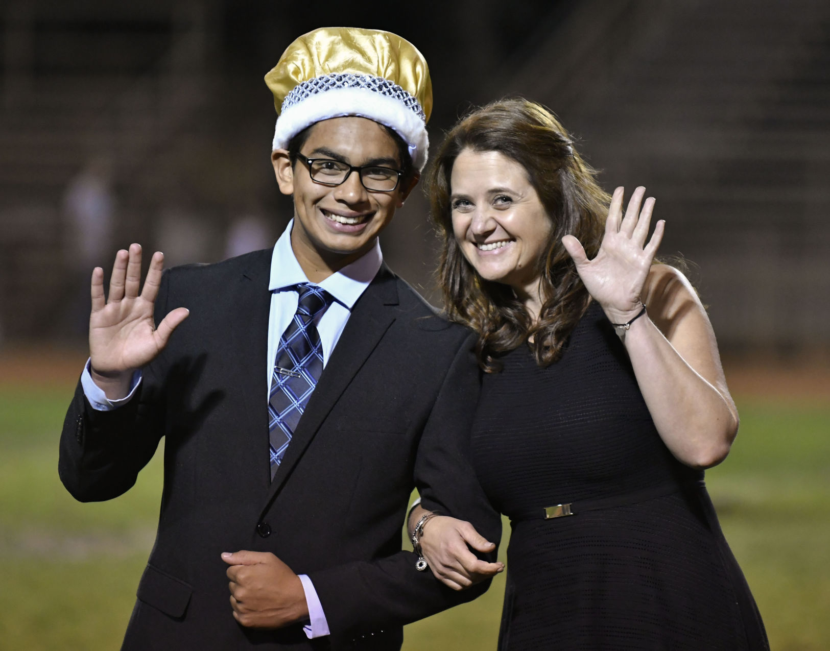 100617 Cabrillo homecoming 08.jpg